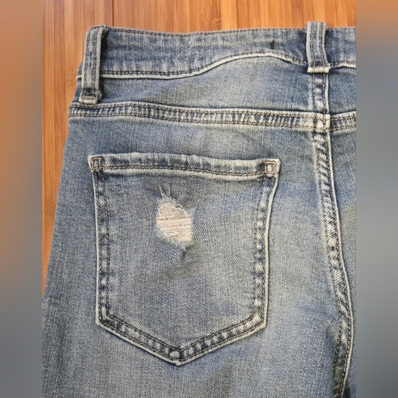 Willow - Root Distressed Blue Jeans - Picture 7 of 8